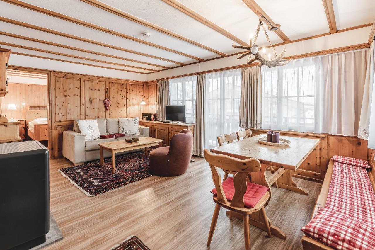 ארוזה Chalet Sunna Hoeckli - Pistennah Und Ruhig Mit Panoramablick מראה חיצוני תמונה